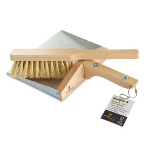Dustpan & Brush Set - with Magnets (100% FSC)