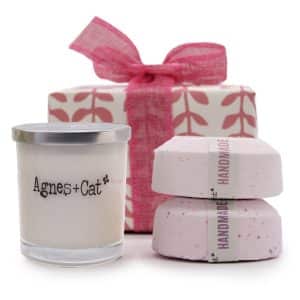 Agnes + Cat - Gift Box - Tea and Roses (Candle) + Pressed Peonies & Japanese Bloom (Fizz)